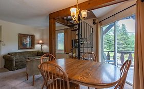 4 Seasons At Beech Mountain